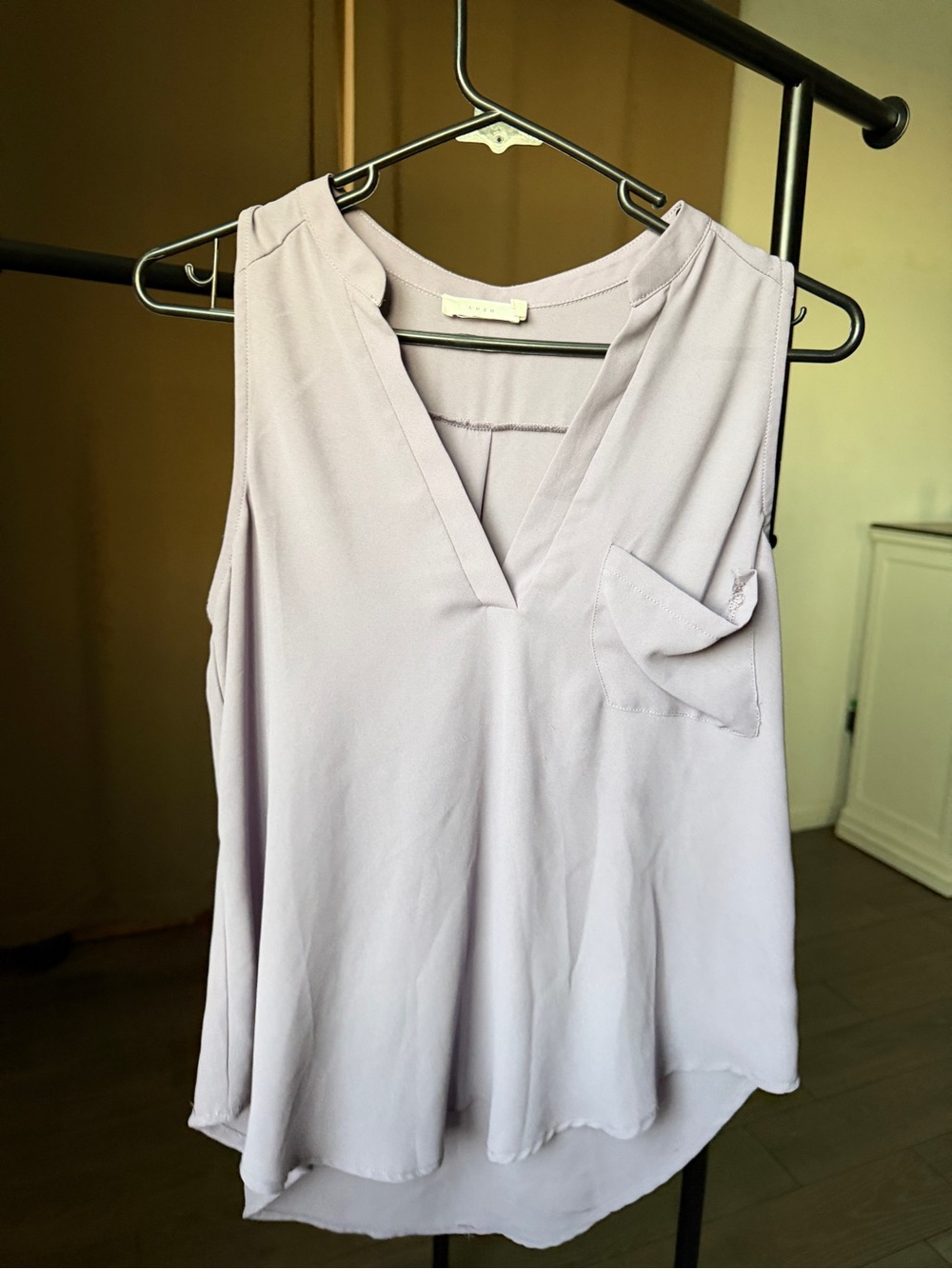 Lush Lavender V-Neck Sleeveless Pocket Camisole